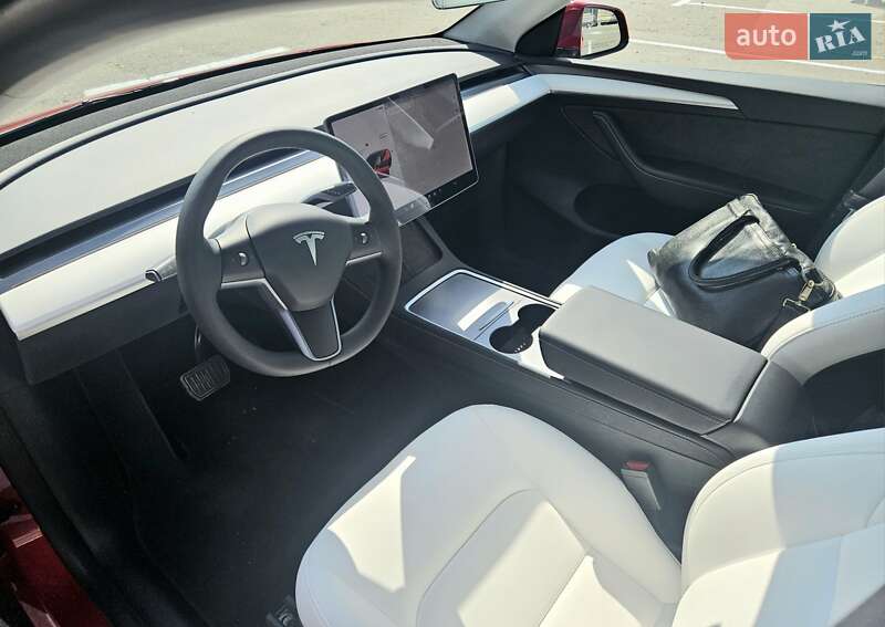 Позашляховик / Кросовер Tesla Model Y 2023 в Києві