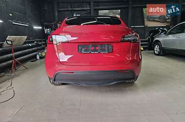 Внедорожник / Кроссовер Tesla Model Y 2023 в 