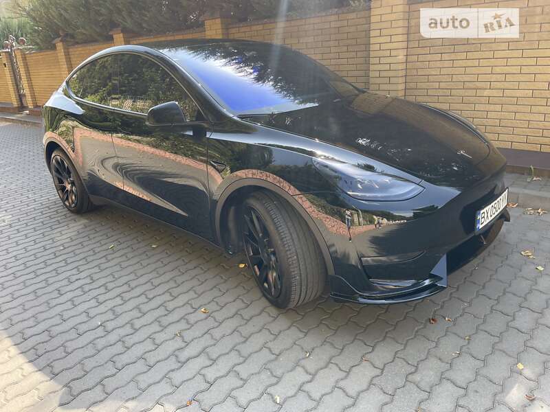 Внедорожник / Кроссовер Tesla Model Y 2023 в Хмельницком