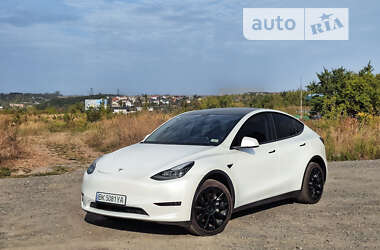 Позашляховик / Кросовер Tesla Model Y 2020 в Рівному