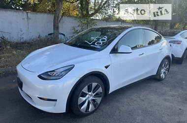 Внедорожник / Кроссовер Tesla Model Y 2021 в Киеве