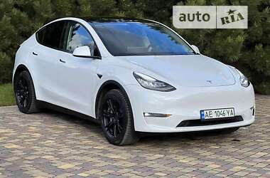 Внедорожник / Кроссовер Tesla Model Y 2022 в Киеве