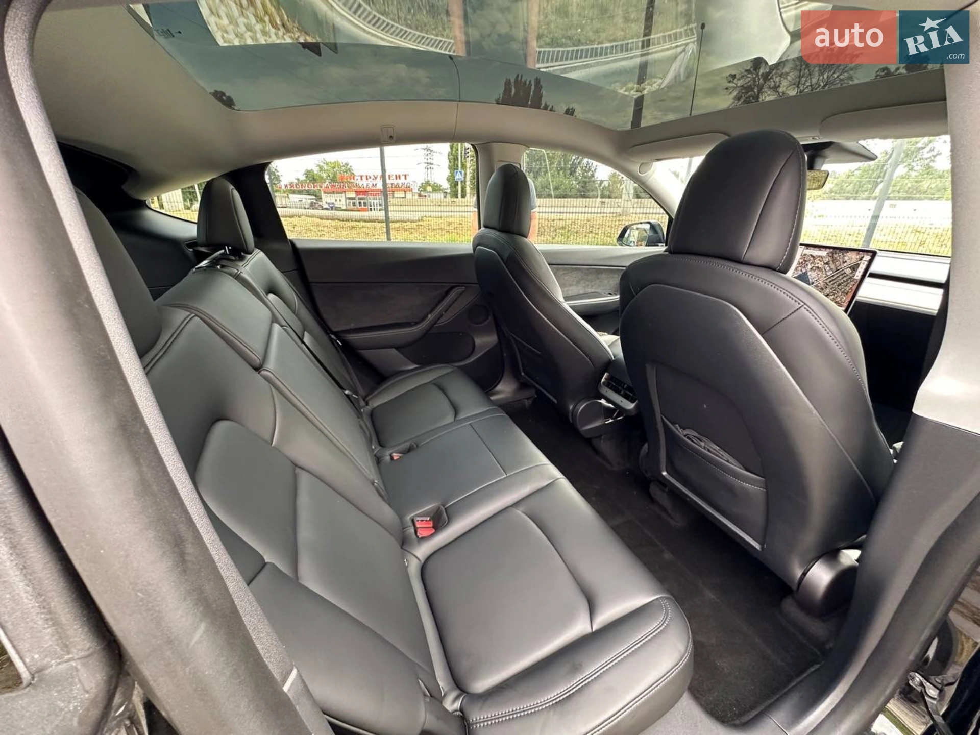 2021 Tesla Model Y - мініатюра 16