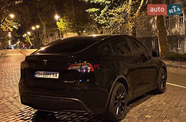 Внедорожник / Кроссовер Tesla Model Y 2021 в 