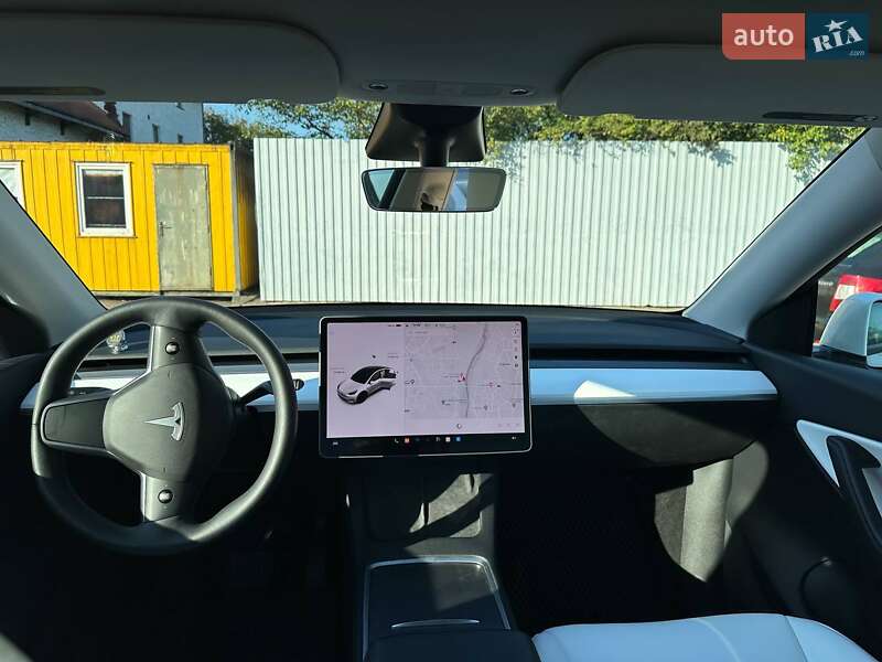 Внедорожник / Кроссовер Tesla Model Y 2021 в Ивано-Франковске