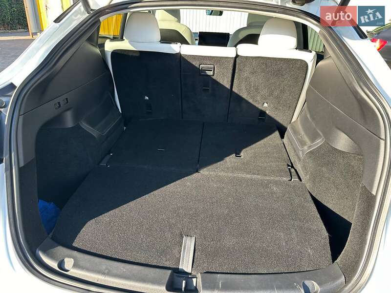 Внедорожник / Кроссовер Tesla Model Y 2021 в Ивано-Франковске