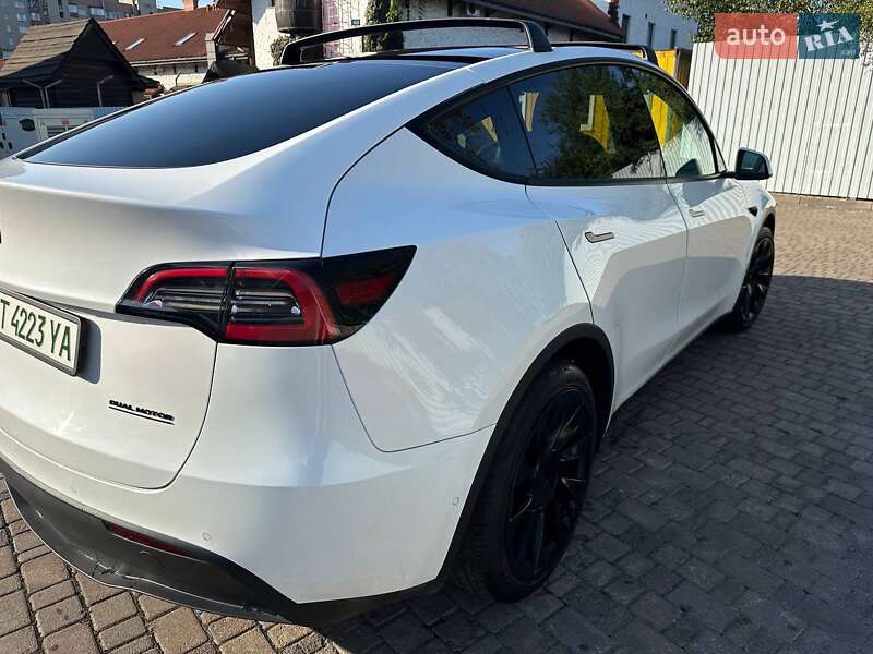 Внедорожник / Кроссовер Tesla Model Y 2021 в Ивано-Франковске
