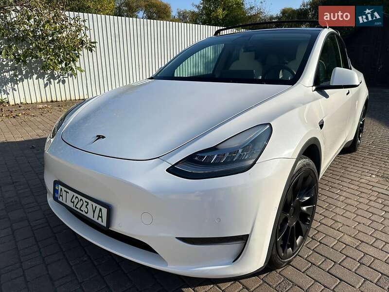 Внедорожник / Кроссовер Tesla Model Y 2021 в Ивано-Франковске
