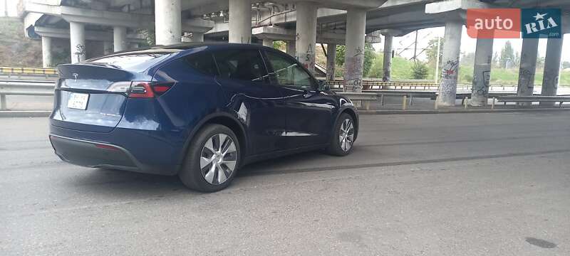 Внедорожник / Кроссовер Tesla Model Y 2023 в Одессе