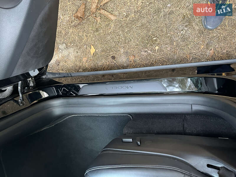 Внедорожник / Кроссовер Tesla Model Y 2021 в Полтаве