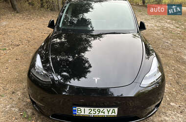Внедорожник / Кроссовер Tesla Model Y 2021 в Полтаве