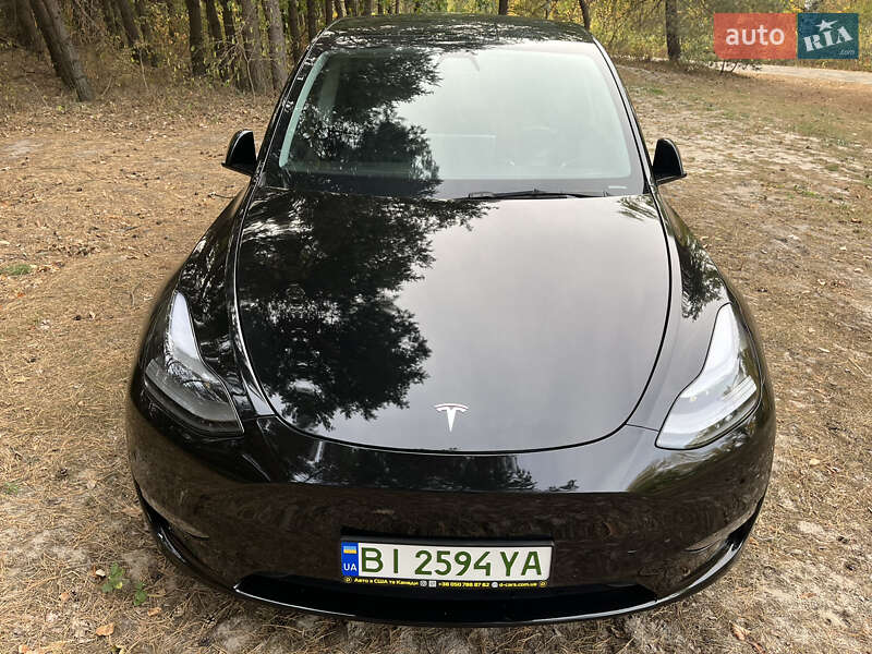 Внедорожник / Кроссовер Tesla Model Y 2021 в Полтаве