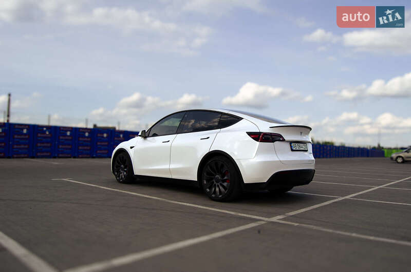 Позашляховик / Кросовер Tesla Model Y 2021 в Вінниці