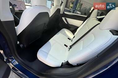 Внедорожник / Кроссовер Tesla Model Y 2020 в 