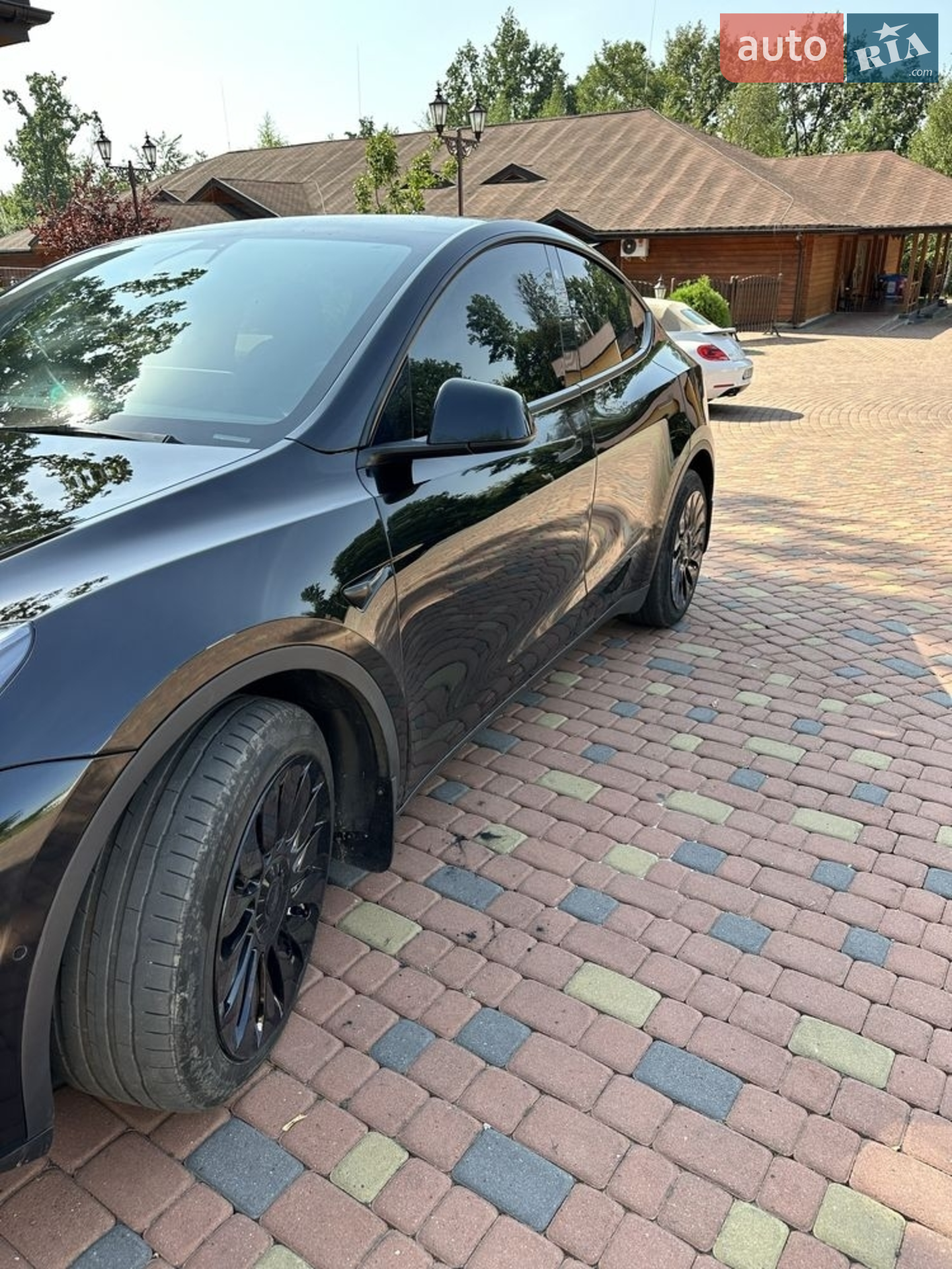2022 Tesla Model Y - фото 1