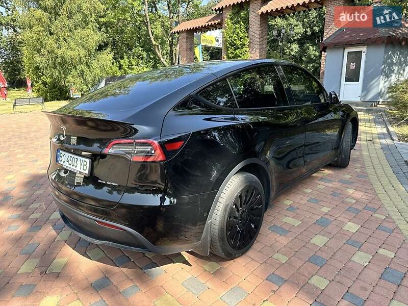 Внедорожник / Кроссовер Tesla Model Y 2022 в Львове
