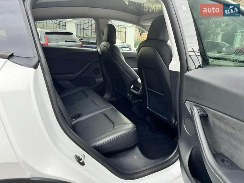 Позашляховик / Кросовер Tesla Model Y 2022 в Вінниці