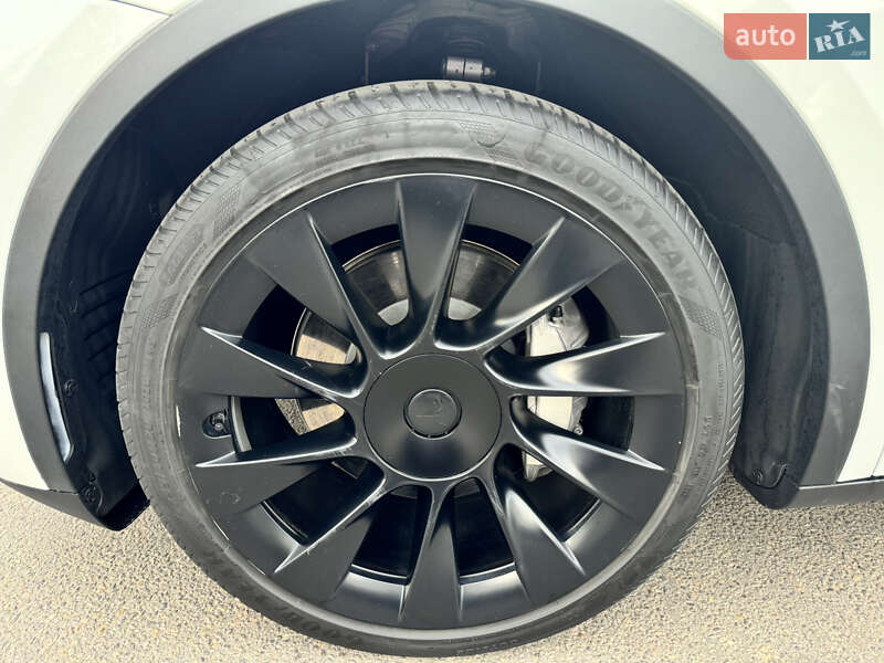 Позашляховик / Кросовер Tesla Model Y 2022 в Вінниці