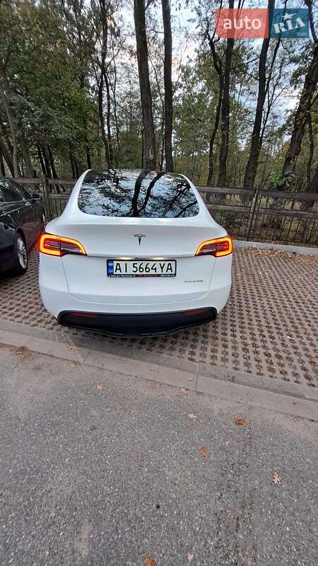 Позашляховик / Кросовер Tesla Model Y 2020 в Києві