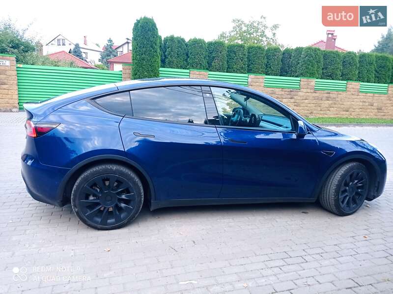 Внедорожник / Кроссовер Tesla Model Y 2021 в Львове
