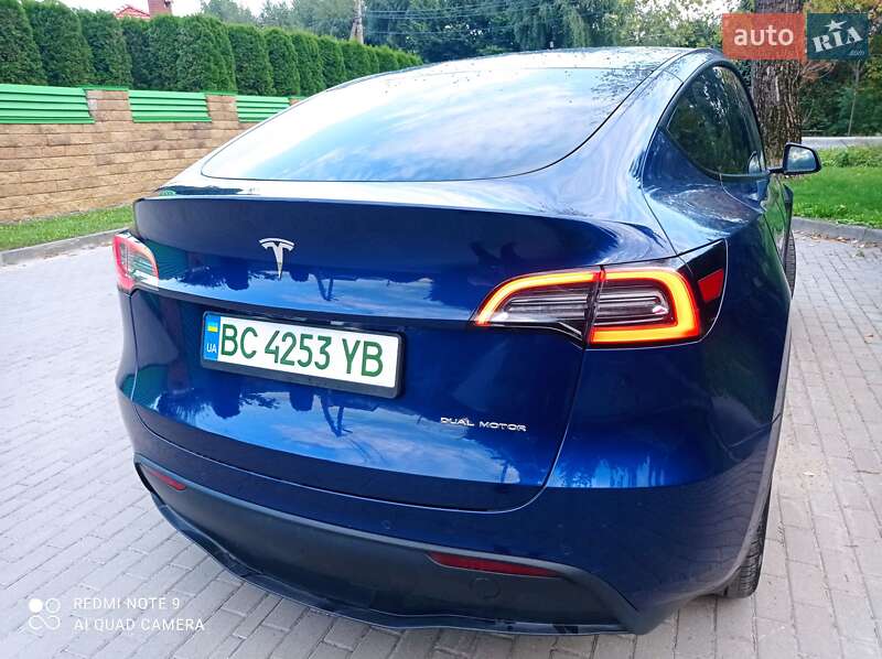 Внедорожник / Кроссовер Tesla Model Y 2021 в Львове