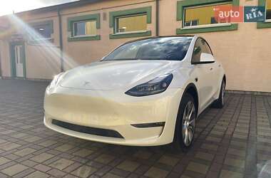 Внедорожник / Кроссовер Tesla Model Y 2023 в 