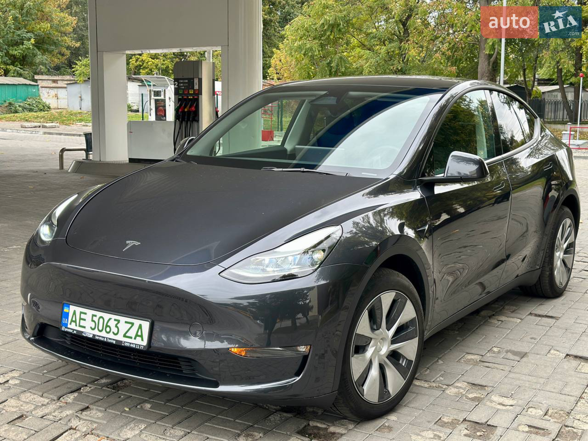 2024 Tesla Model Y - мініатюра 2