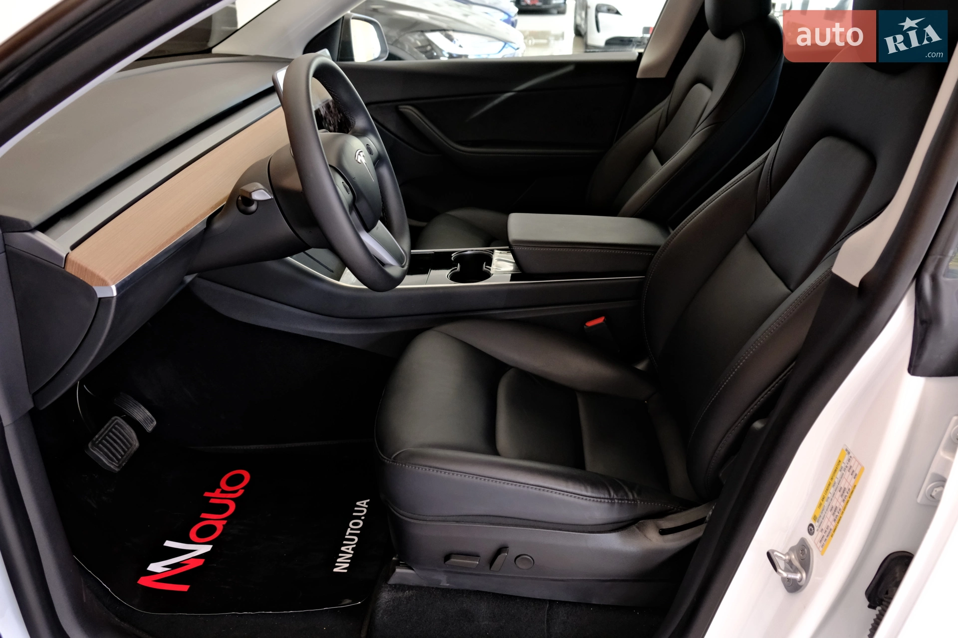 2020 Tesla Model Y - мініатюра 26