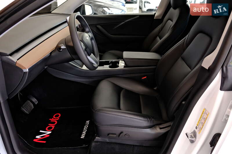 Внедорожник / Кроссовер Tesla Model Y 2020 в Одессе