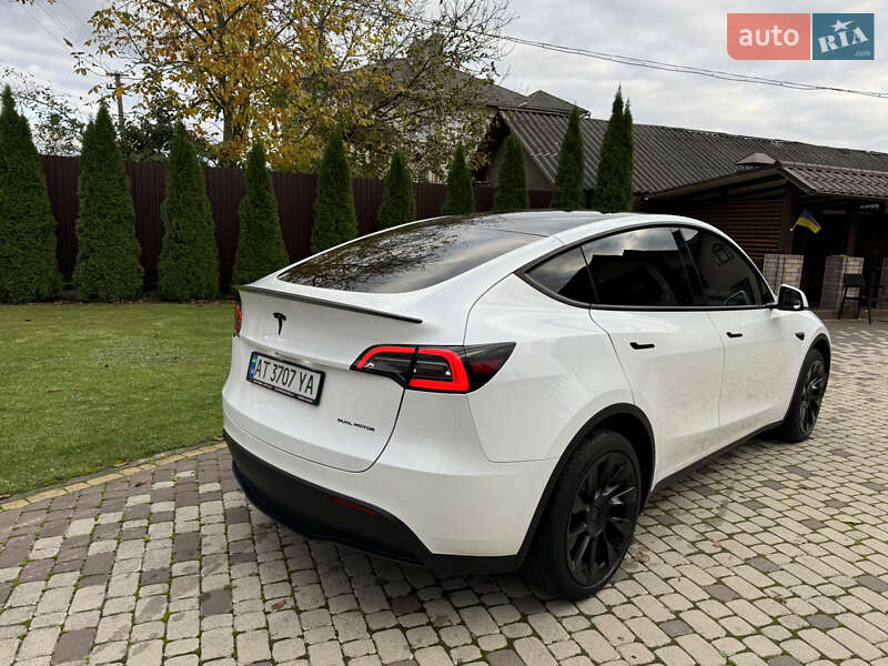 Внедорожник / Кроссовер Tesla Model Y 2023 в 