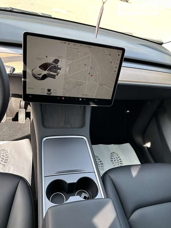 Внедорожник / Кроссовер Tesla Model Y 2023 в Житомире