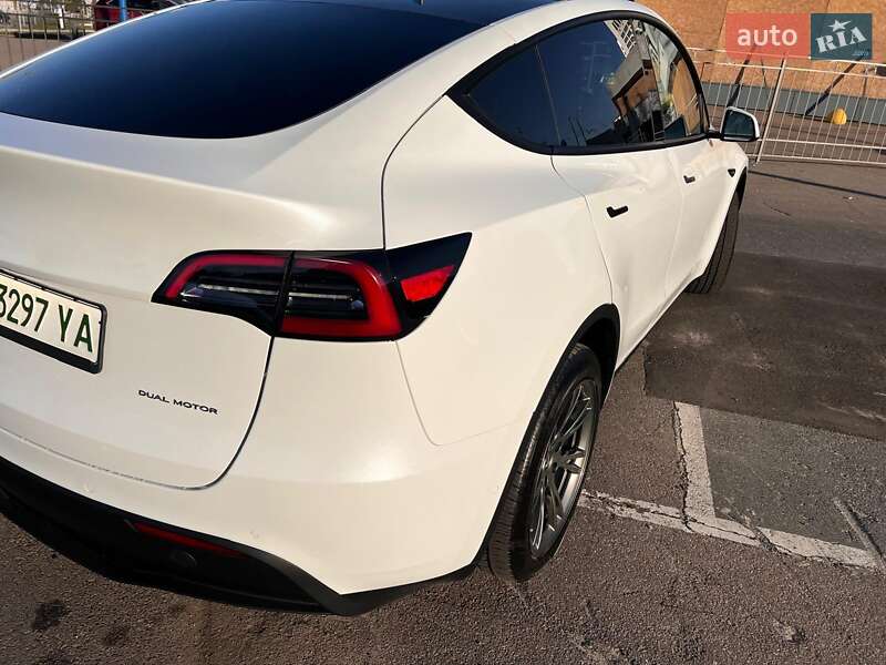 Позашляховик / Кросовер Tesla Model Y 2021 в Вінниці