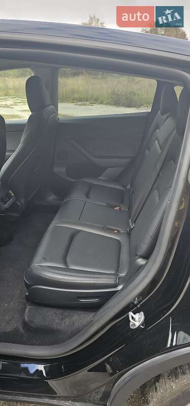 Позашляховик / Кросовер Tesla Model Y 2023 в Звягелі