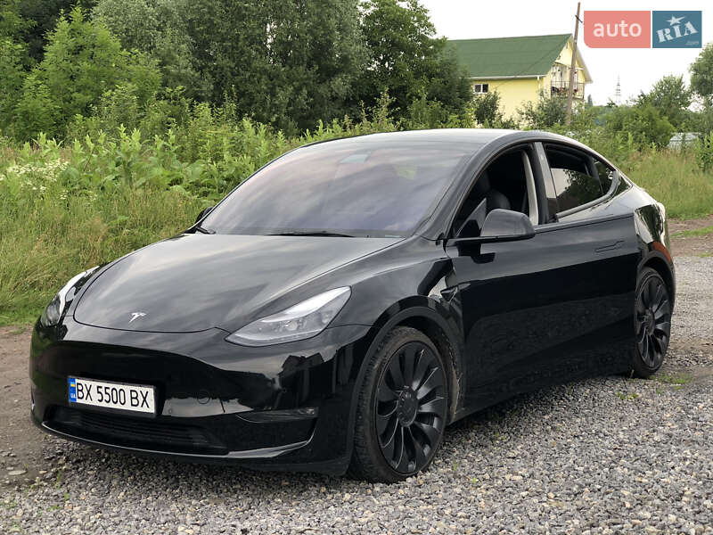 Tesla Model Y 2022