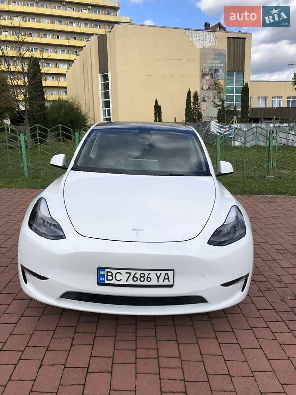 Внедорожник / Кроссовер Tesla Model Y 2023 в Трускавце