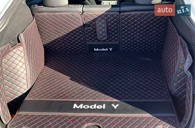 Внедорожник / Кроссовер Tesla Model Y 2022 в 