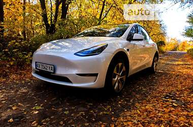 Позашляховик / Кросовер Tesla Model Y 2023 в Харкові