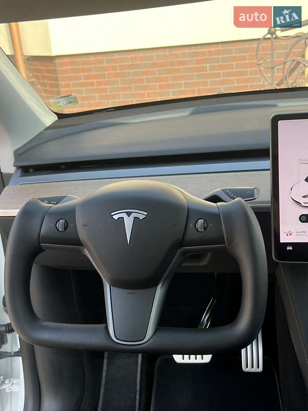 Внедорожник / Кроссовер Tesla Model Y 2022 в 