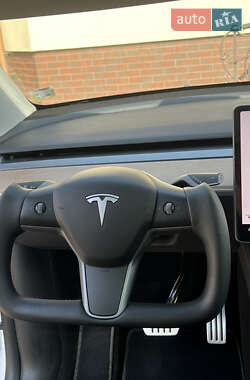 Внедорожник / Кроссовер Tesla Model Y 2022 в 