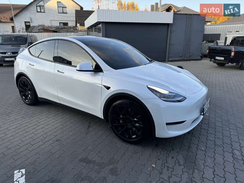 Позашляховик / Кросовер Tesla Model Y 2020 в Луцьку