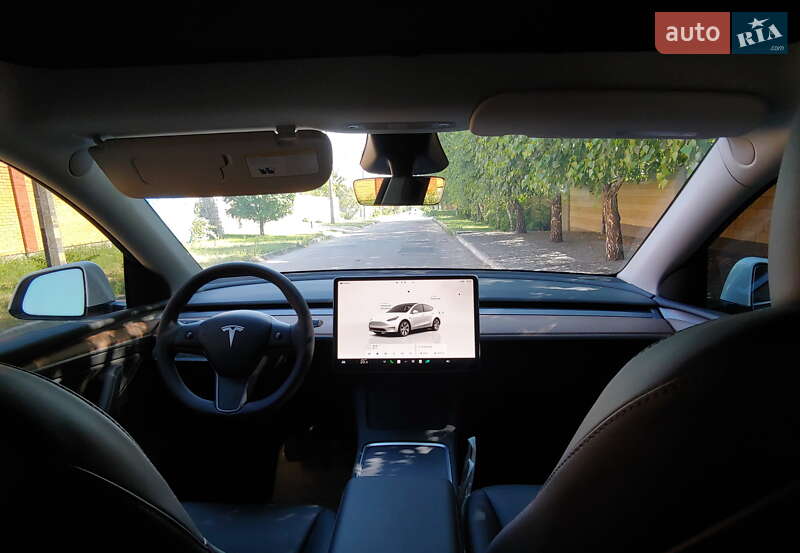 Внедорожник / Кроссовер Tesla Model Y 2023 в Днепре
