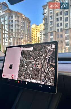 Внедорожник / Кроссовер Tesla Model Y 2021 в 