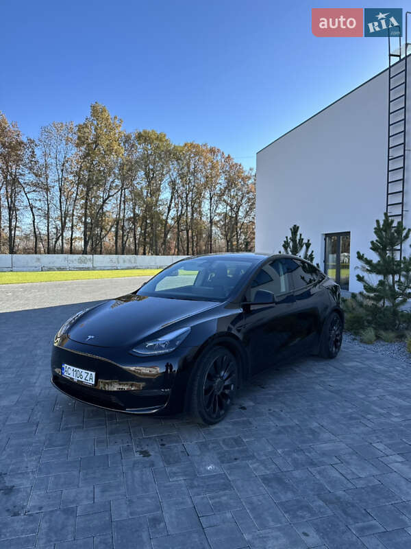 Позашляховик / Кросовер Tesla Model Y 2020 в Луцьку