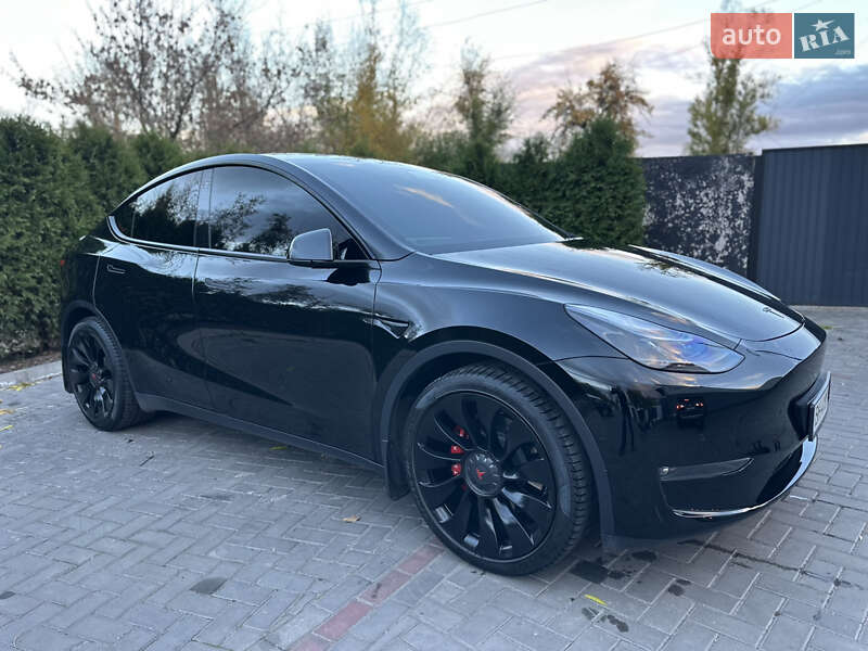 Tesla Model Y 2022