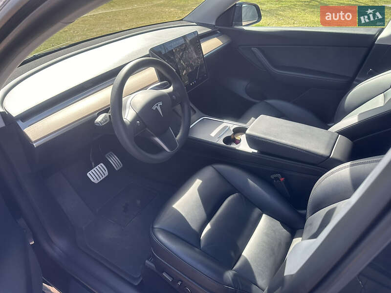 Внедорожник / Кроссовер Tesla Model Y 2021 в Броварах