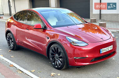 Внедорожник / Кроссовер Tesla Model Y 2021 в Одессе