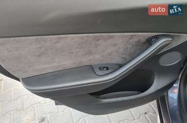 Позашляховик / Кросовер Tesla Model Y 2021 в Львові