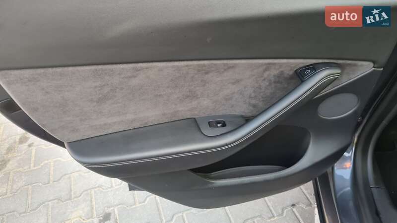 Позашляховик / Кросовер Tesla Model Y 2021 в Львові