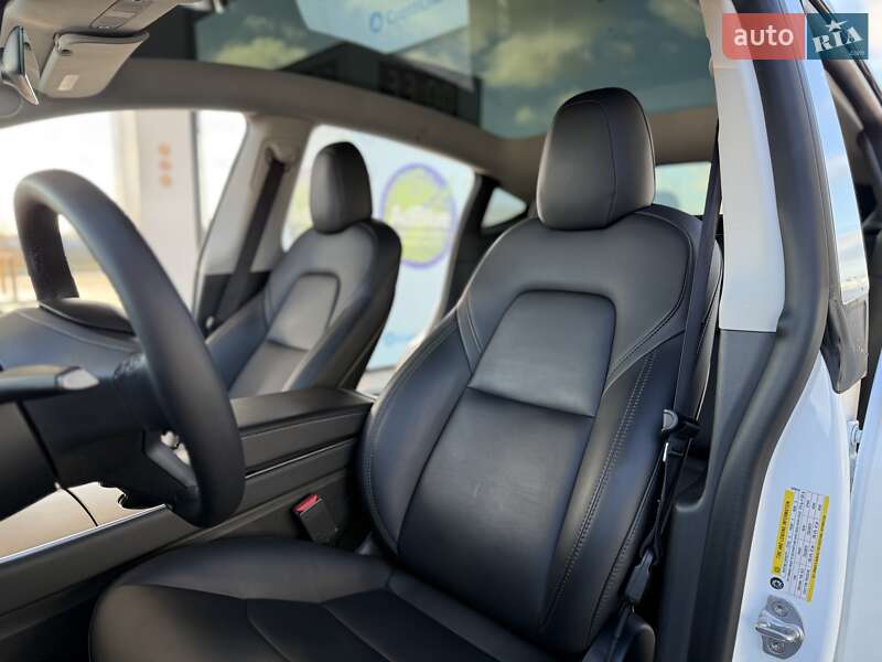 Позашляховик / Кросовер Tesla Model Y 2020 в Дніпрі