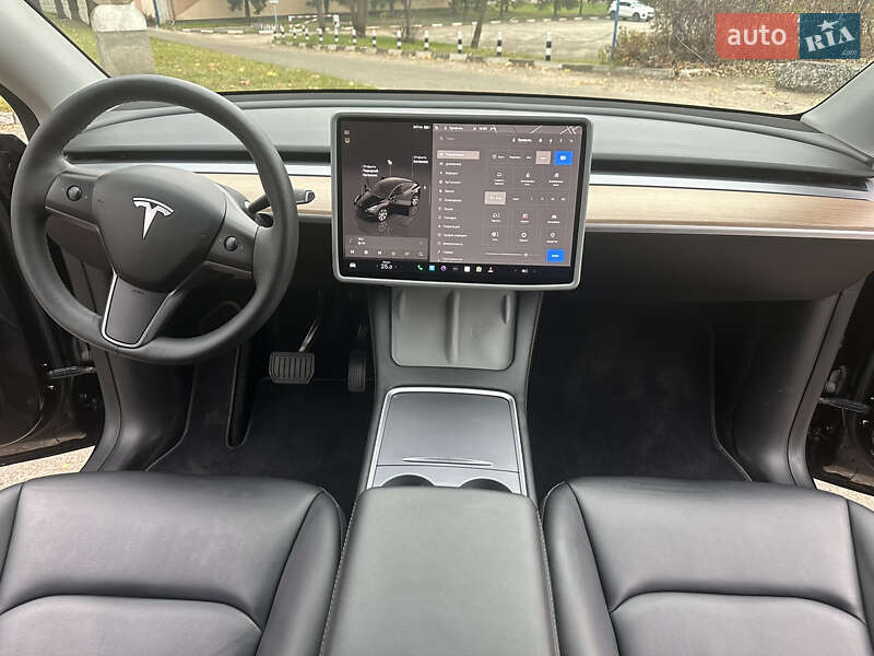Внедорожник / Кроссовер Tesla Model Y 2023 в Львове